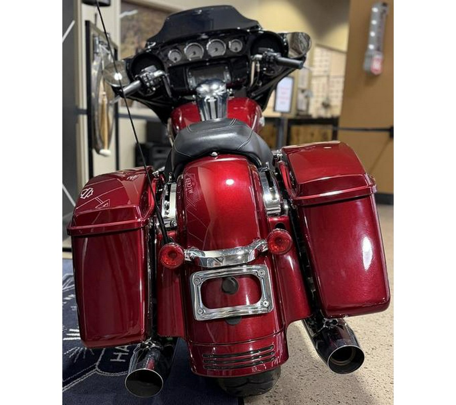 2017 Harley-Davidson® FLHXS - Street Glide® Special