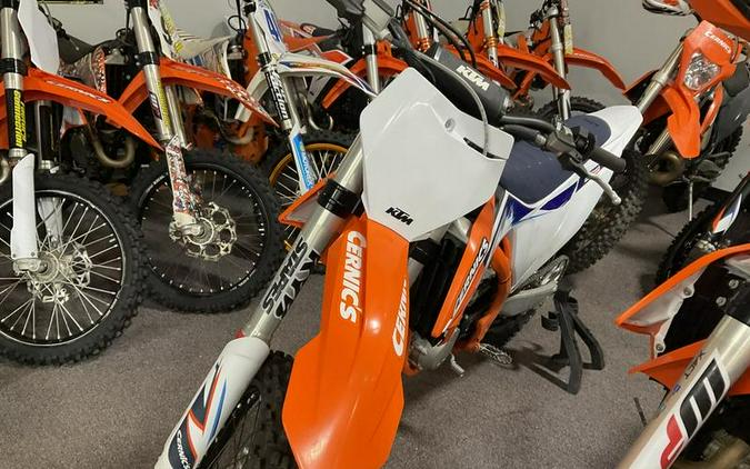 2022 KTM 450 SX-F