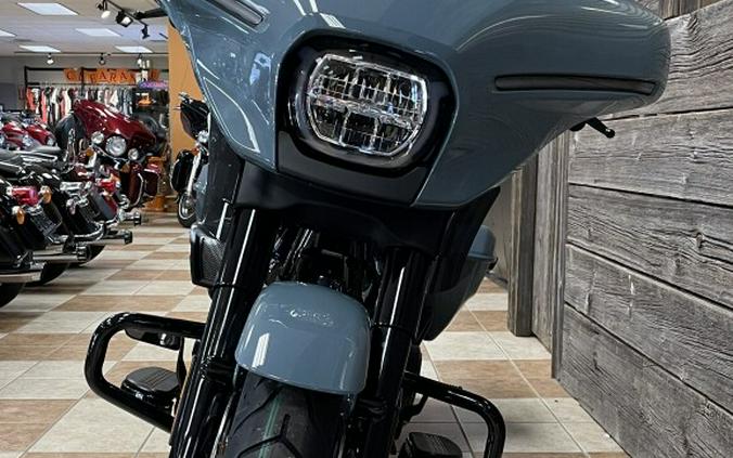 2024 Harley-Davidson Street Glide® Sharkskin Blue