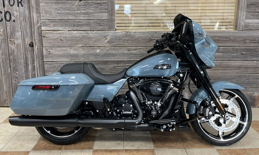 2024 Harley-Davidson Street Glide® Sharkskin Blue