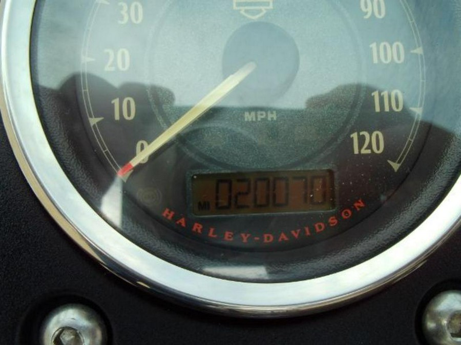 2013 Harley-Davidson® FXDB - Dyna® Street Bob®