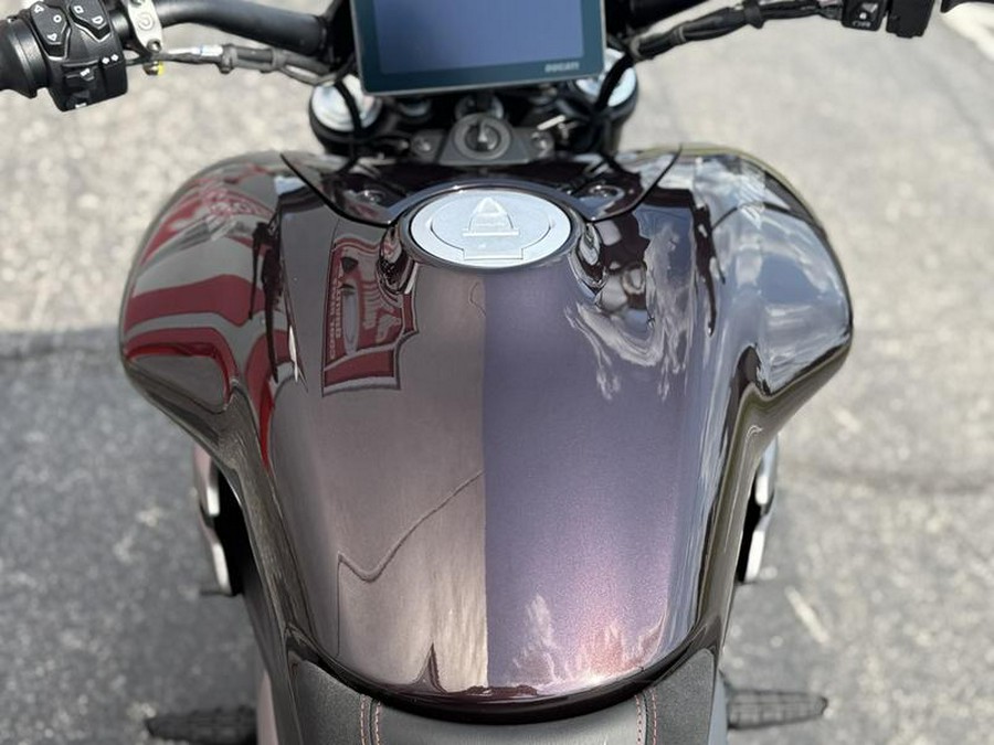 2026 Ducati XDiavel V4 Black Lava