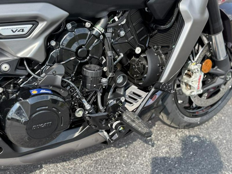 2026 Ducati XDiavel V4 Black Lava
