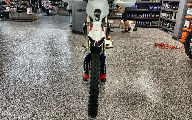 New 2025 STARK FUTURE Varg EX 80 HP