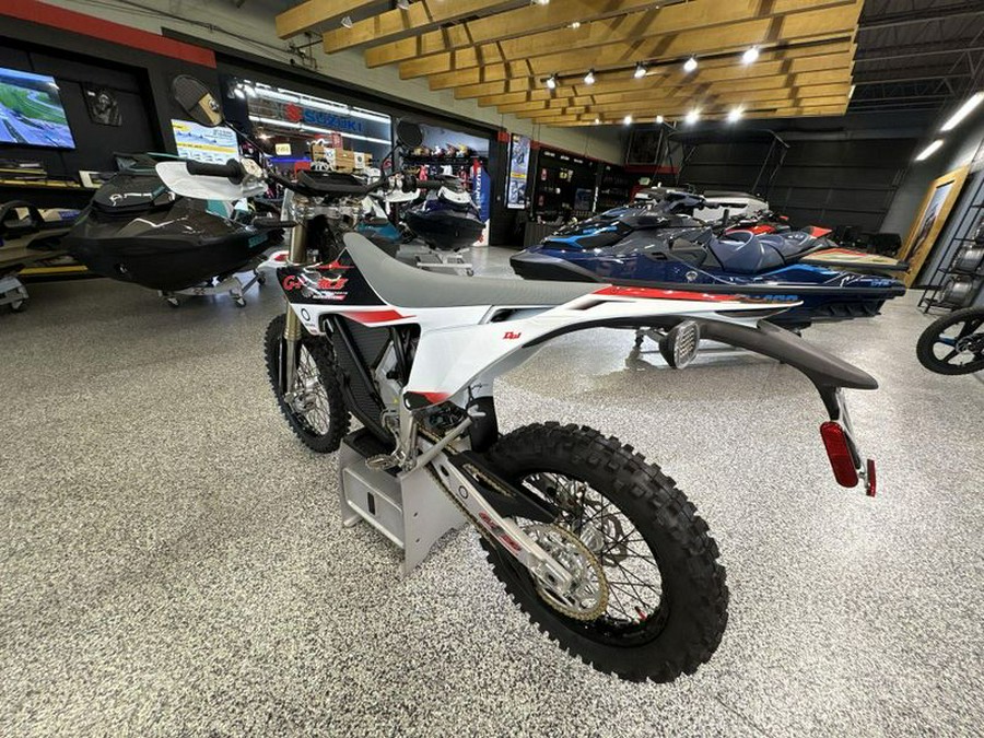 New 2025 STARK FUTURE Varg EX 80 HP