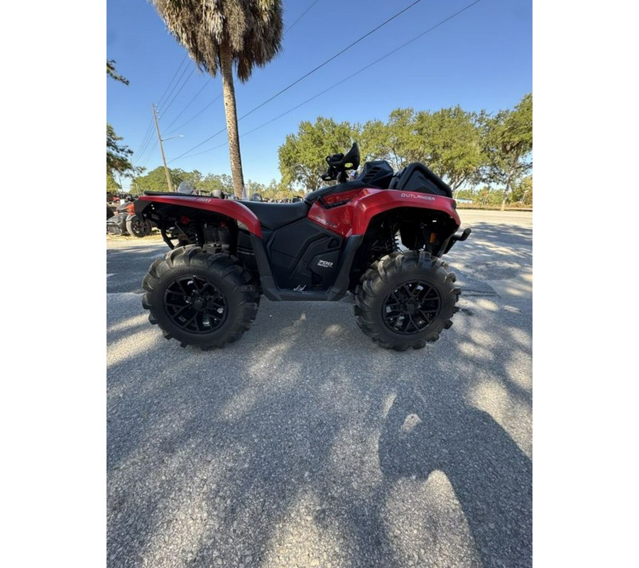 2023 Can-Am® 0001SPA00