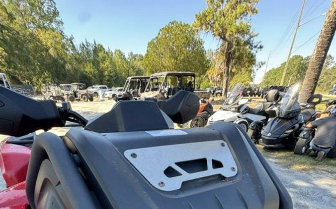 2023 Can-Am® 0001SPA00