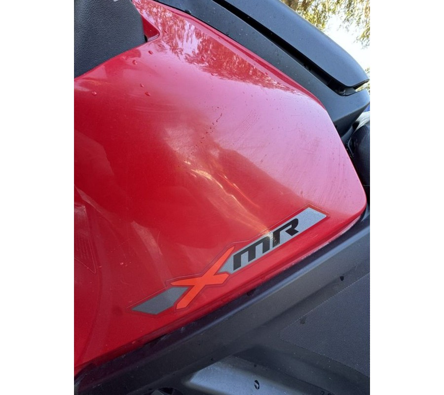 2023 Can-Am® 0001SPA00