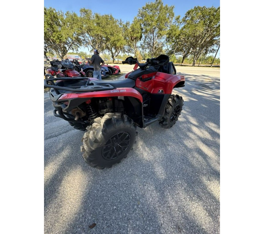 2023 Can-Am® 0001SPA00