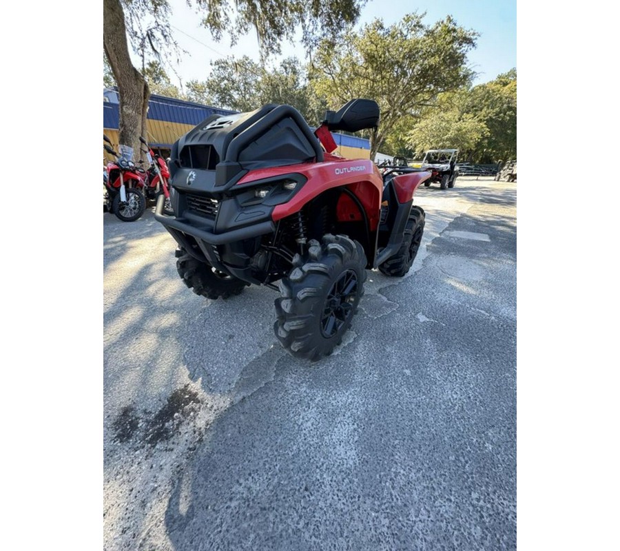 2023 Can-Am® 0001SPA00