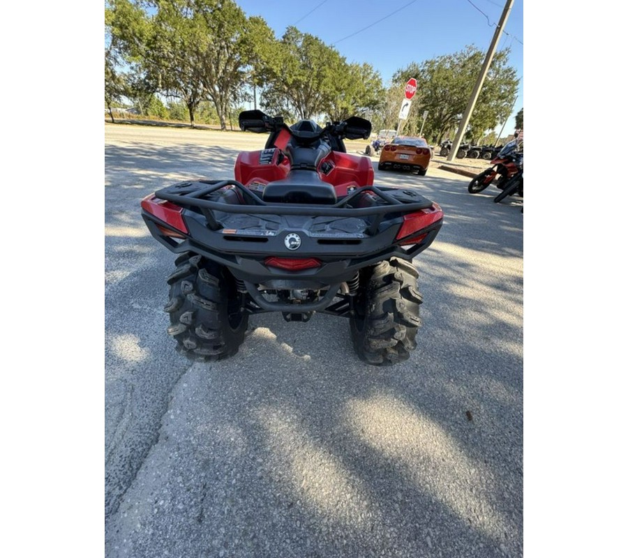 2023 Can-Am® 0001SPA00