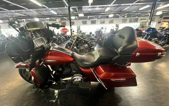 2014 Harley-Davidson Electra Glide Ultra Classic® Candy Orange FLHTCU