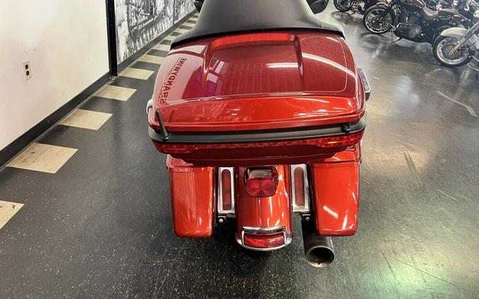 2014 Harley-Davidson Electra Glide Ultra Classic® Candy Orange FLHTCU