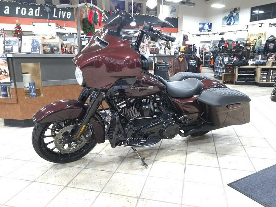 2018 Harley-Davidson® FLHXS - Street Glide® Special