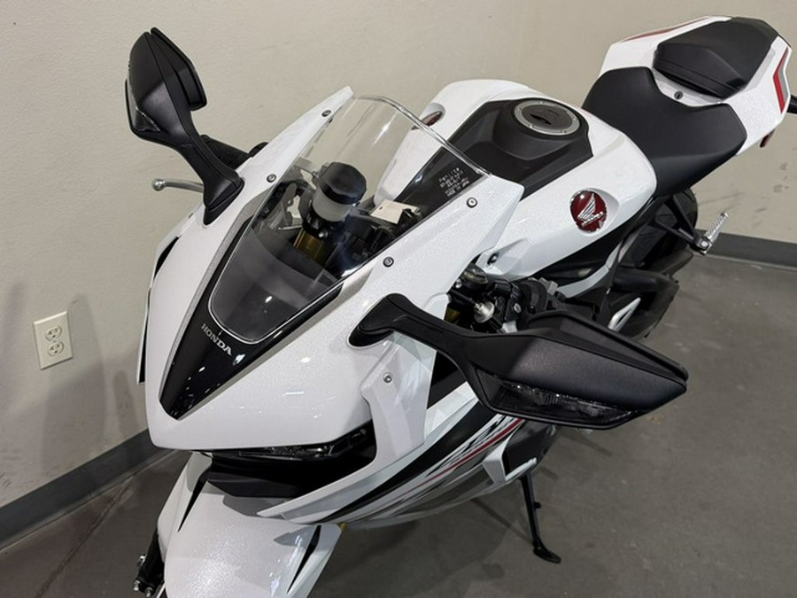 2026 Honda CBR1000RR ABS