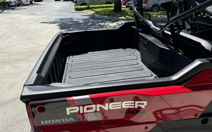 2023 Honda® Pioneer 1000-6 Deluxe Crew