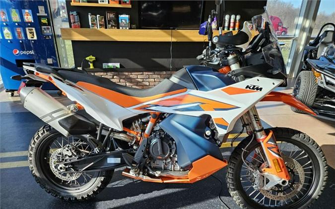 2023 KTM 890 Adventure R