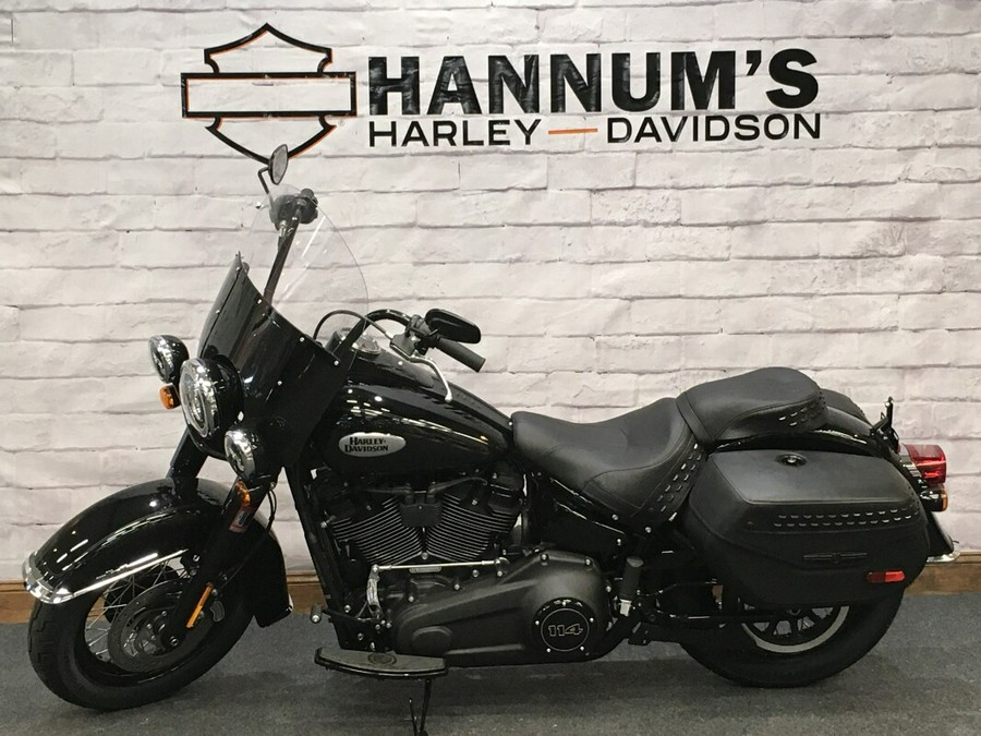 2024 Harley-Davidson Heritage Classic Black FLHCS