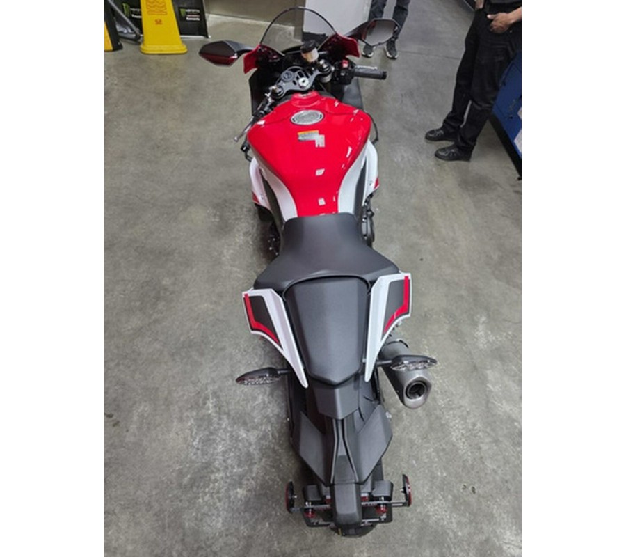 2026 Yamaha YZF R1 70Th Anniversary Edition