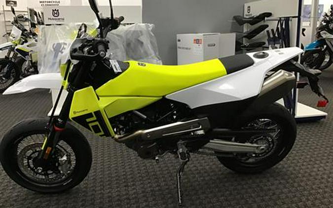 2026 Husqvarna 701 Supermoto