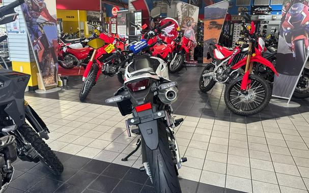 2025 Suzuki DR-Z400SM SUPERMOTO