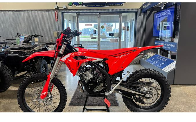 2027 Xtrainer 200 - Beta Motorcycles