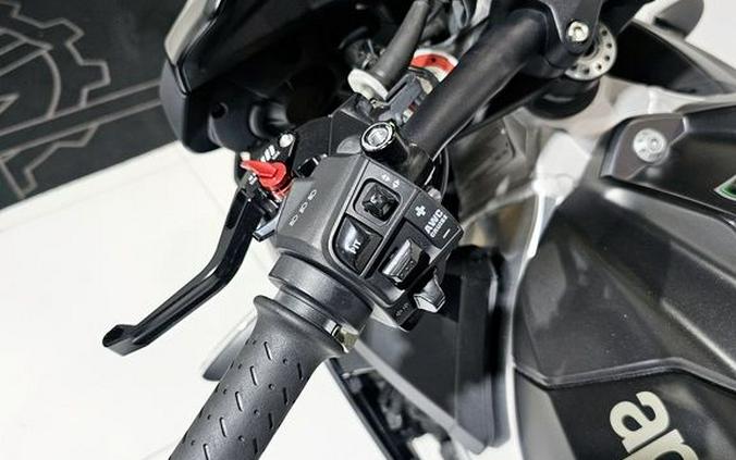 2019 Aprilia® Tuono V4 1100 RR