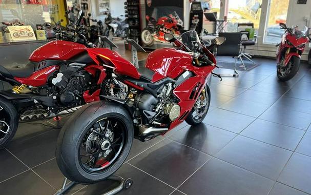 2023 Ducati Panigale V4 S Ducati Red