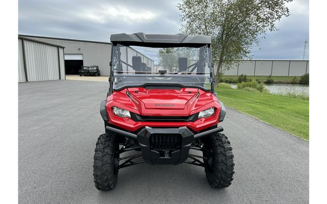 2024 Honda Pioneer 1000 Deluxe