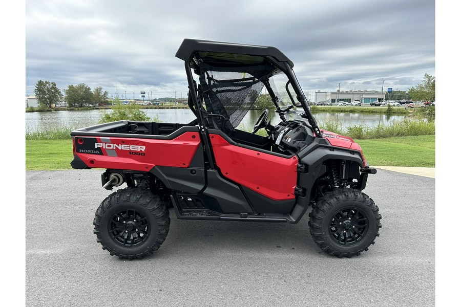 2024 Honda Pioneer 1000 Deluxe