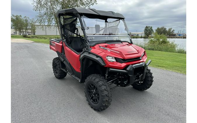 2024 Honda Pioneer 1000 Deluxe