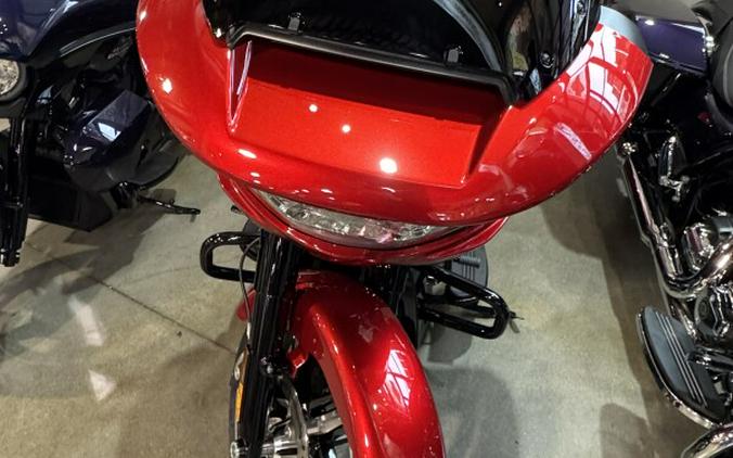 2025 Harley-Davidson® Road Glide® Brilliant Red - Black Finish