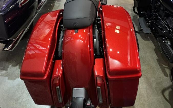 2025 Harley-Davidson® Road Glide® Brilliant Red - Black Finish