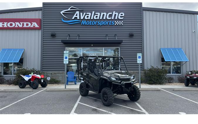 2025 Honda Pioneer 1000-5 Deluxe