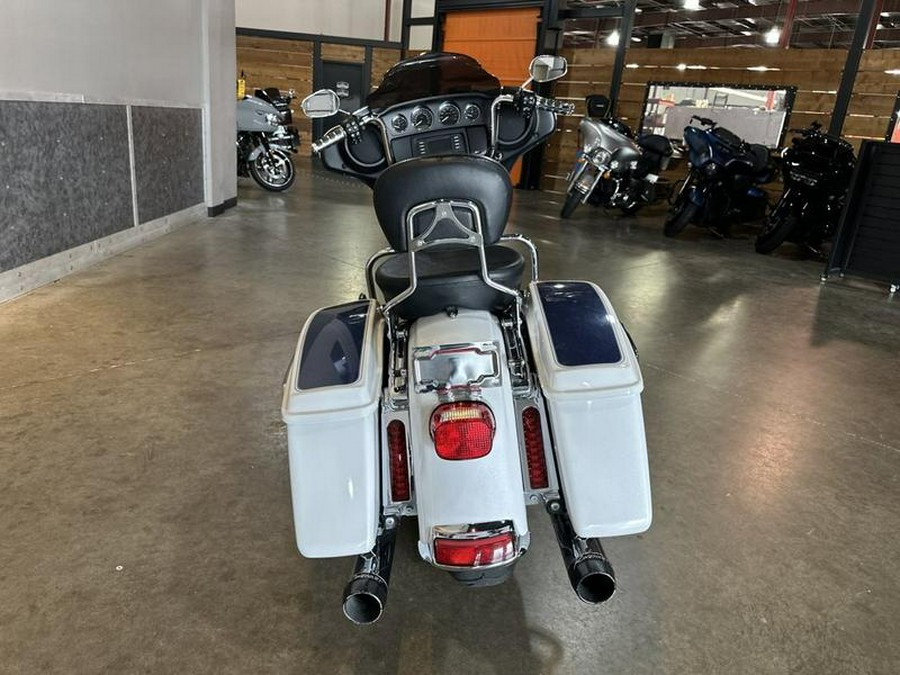 2015 Harley-Davidson® FLHTCUL - Electra Glide® Ultra Classic® Low