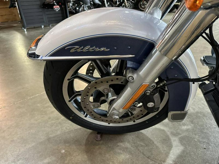 2015 Harley-Davidson® FLHTCUL - Electra Glide® Ultra Classic® Low