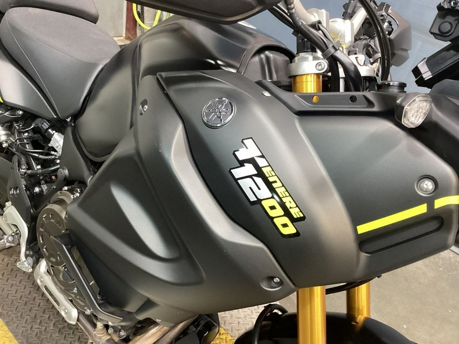 2021 Yamaha Super Tenere ES