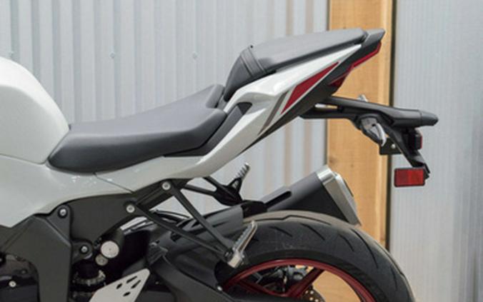 2025 Kawasaki Ninja ZX-6R ABS ABS KRT Edition