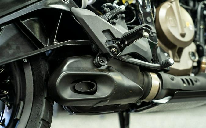 2024 Husqvarna SVARTPILEN 401