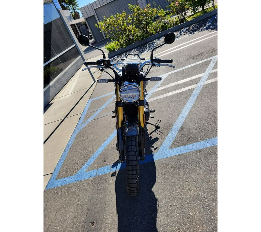 2026 Royal Enfield Bear 650 Golden Shadow