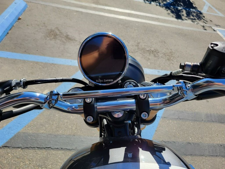 2026 Royal Enfield Bear 650 Golden Shadow