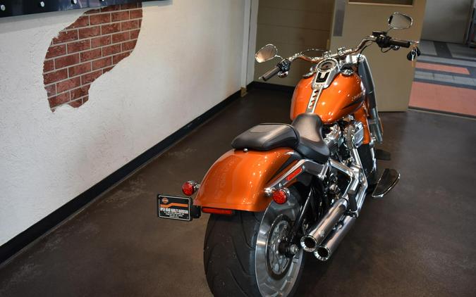 2019 Harley-Davidson® Fat Boy® 114 Scorched Orange/Black Denim