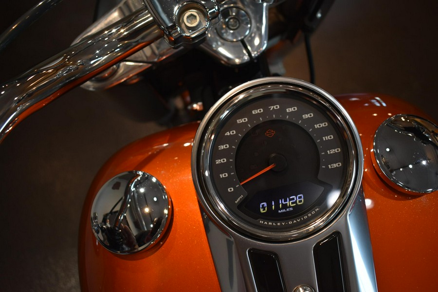 2019 Harley-Davidson® Fat Boy® 114 Scorched Orange/Black Denim