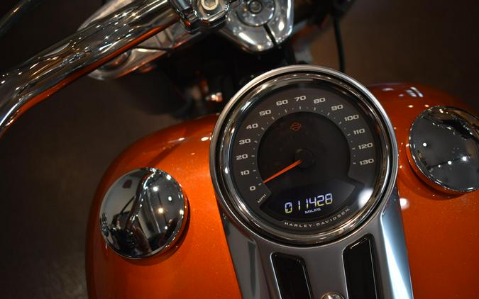 2019 Harley-Davidson® Fat Boy® 114 Scorched Orange/Black Denim