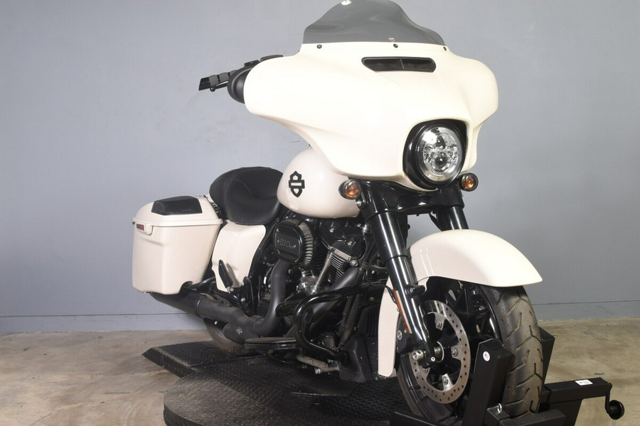2022 Harley-Davidson Street Glide Special