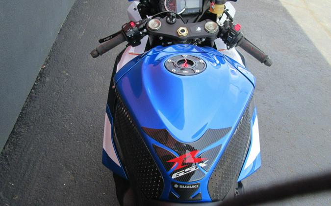 2013 Suzuki GSX-R1000™