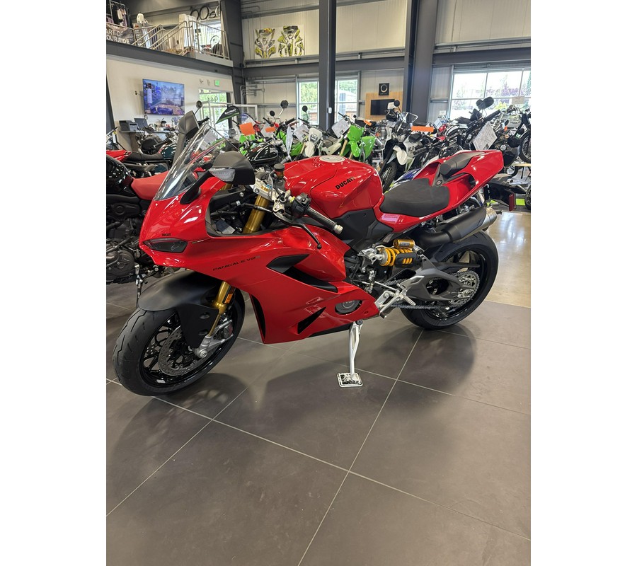 2025 Ducati PANIGALE V2 S