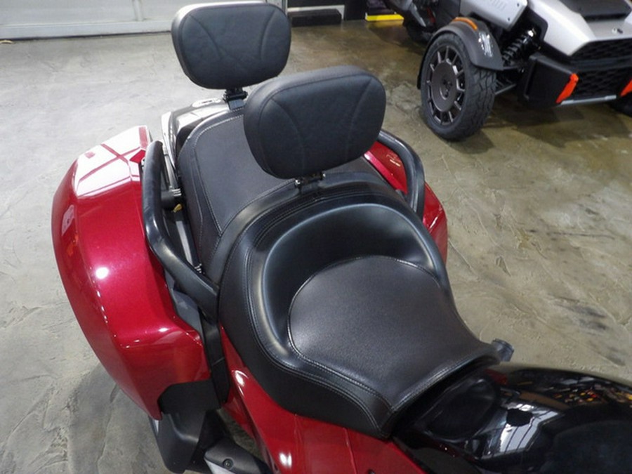 2017 Can-Am Spyder F3 T 6-Speed Semi-Automatic (SE6)