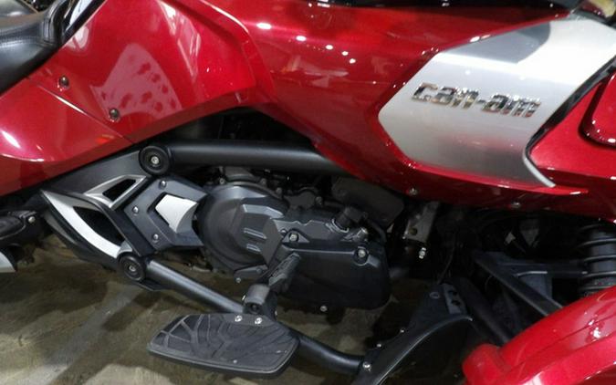 2017 Can-Am Spyder F3 T 6-Speed Semi-Automatic (SE6)