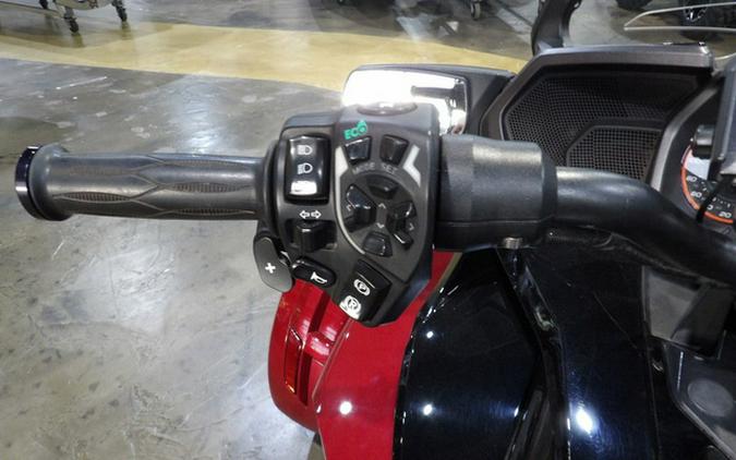 2017 Can-Am Spyder F3 T 6-Speed Semi-Automatic (SE6)